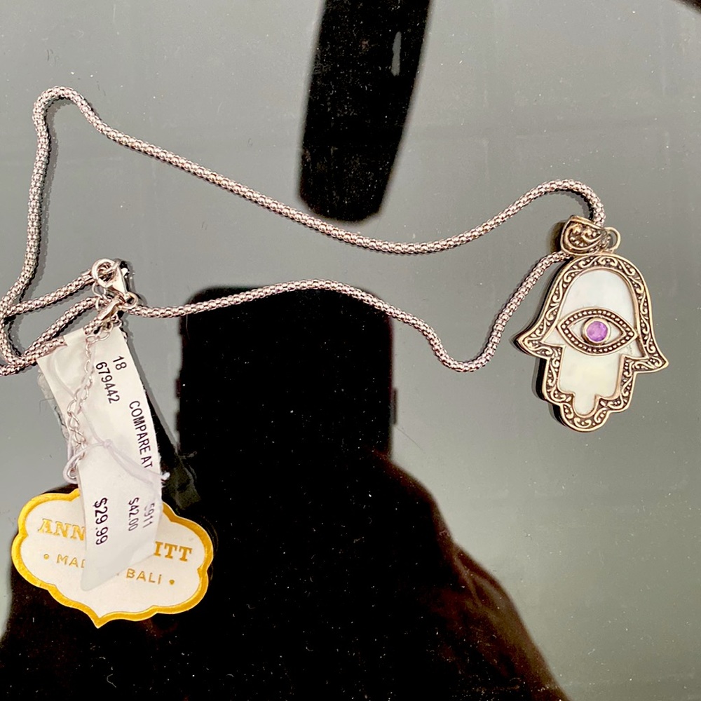 NWT sterling silver Hamsa hand necklace